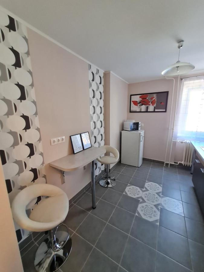 Tatabanya Ujvarosi Lakas Exteriér fotografie